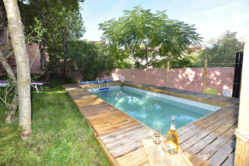 Bed & Breakfast Yin & Yang San Pantaleo Exterior foto